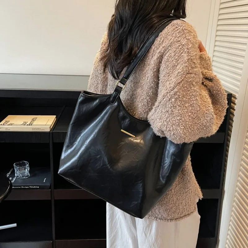 Luxury All-In-One Designer Dia - مراجعة Luxury Lifestyle Handbags وسعره