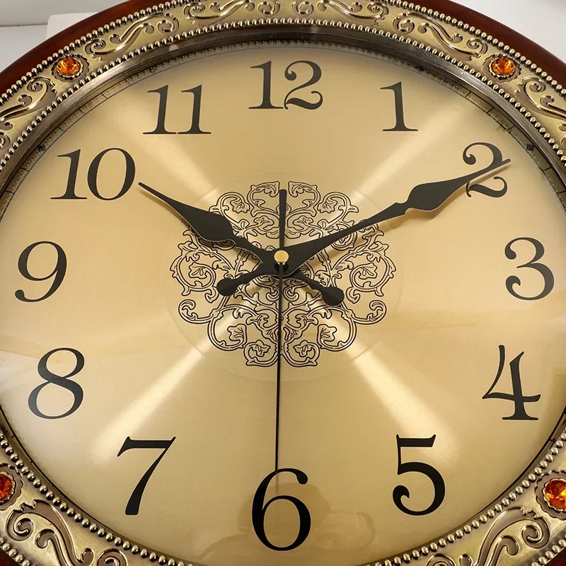 Luxury Wood Wall Clock Metal R - مراجعة Luxury Lifestyle Watches وسعره