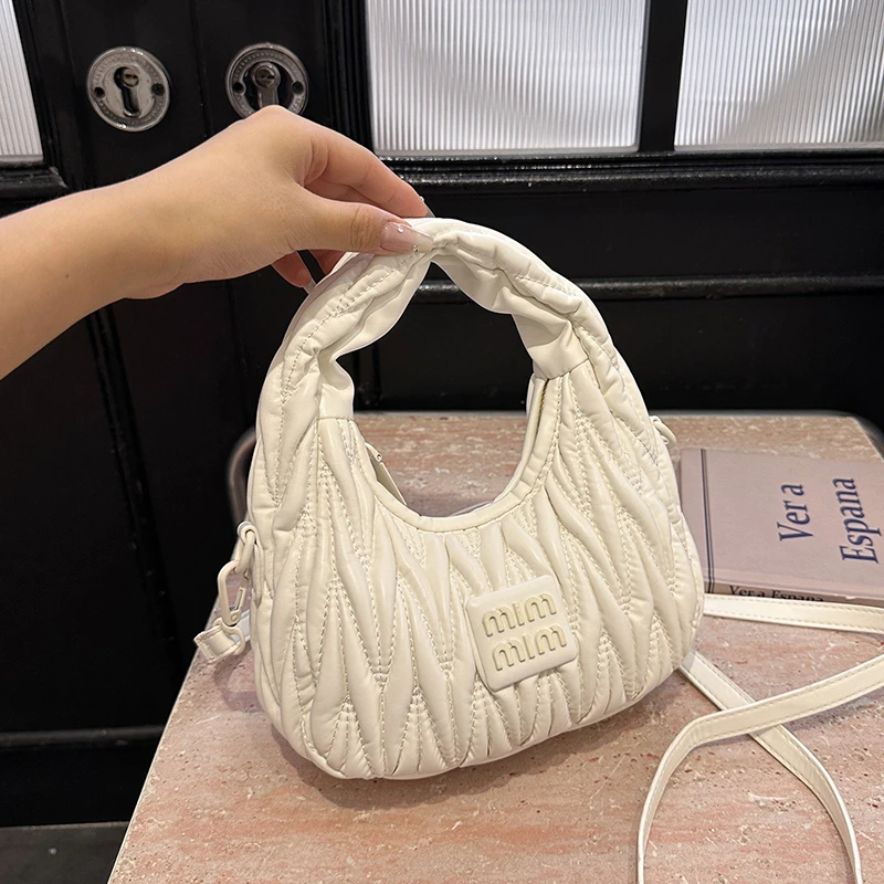 Luxury Women Elegant Leather F - مراجعة Luxury Lifestyle Handbags وسعره