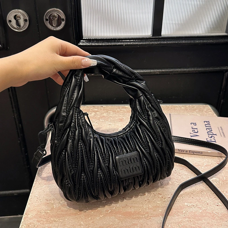 Luxury Women Elegant Leather F - مراجعة Luxury Lifestyle Handbags وسعره