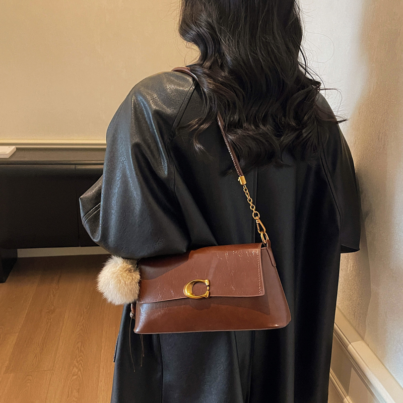 Women Luxury Elegant Leather F - مراجعة Luxury Lifestyle Handbags وسعره