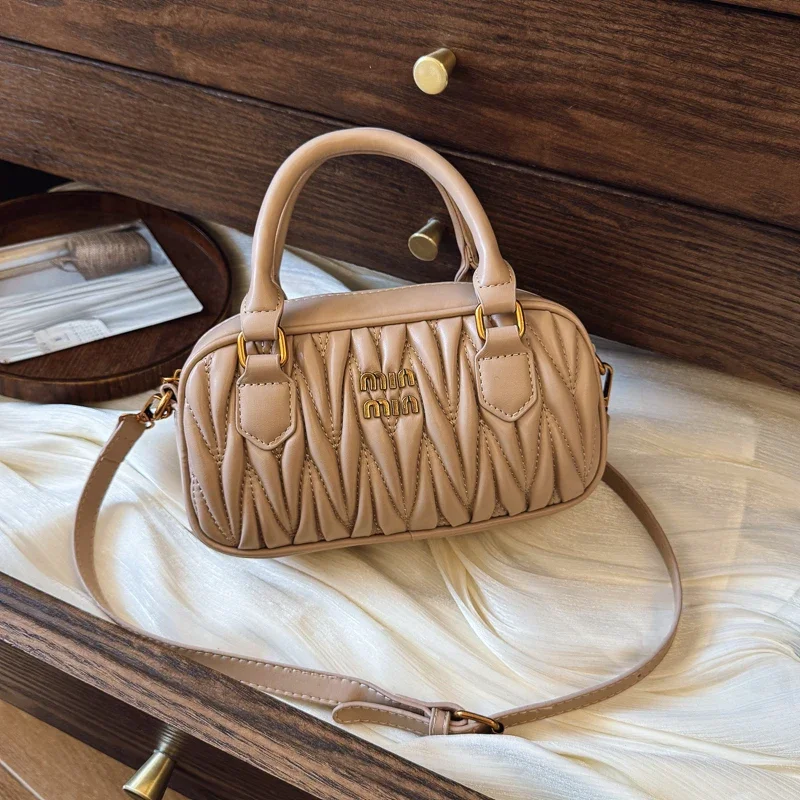 Women Luxury High End Leather  - مراجعة Luxury Lifestyle Handbags وسعره