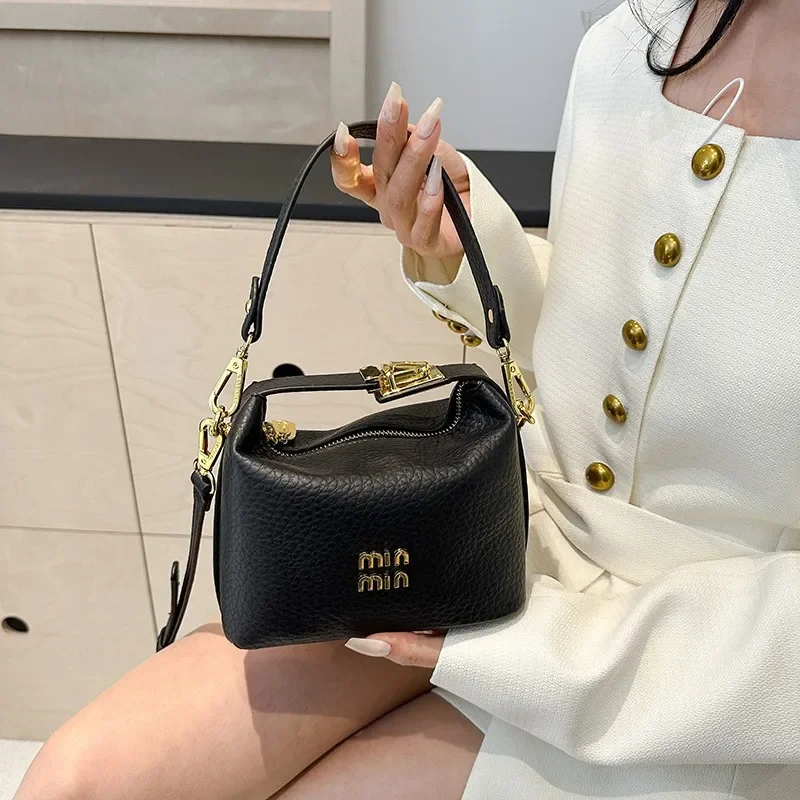 Elegant Women Luxury Leather F - مراجعة Luxury Lifestyle Handbags وسعره