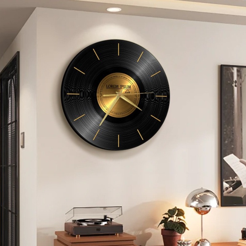 Vintage Wall Clock with Light  - مراجعة Luxury Lifestyle Watches وسعره
