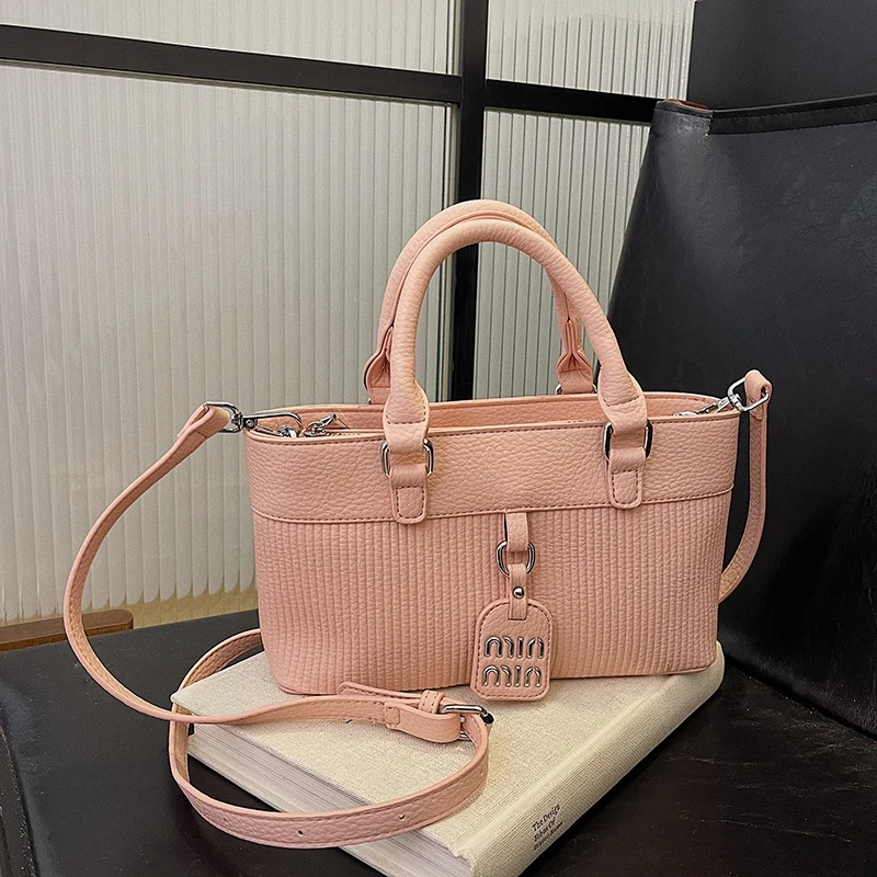 Luxury Women High End Leather  - مراجعة Luxury Lifestyle Handbags وسعره