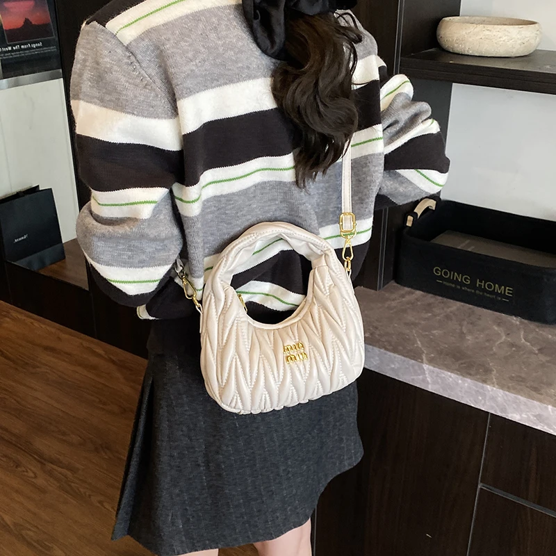 Luxury Women High End Leather  - مراجعة Luxury Lifestyle Handbags وسعره