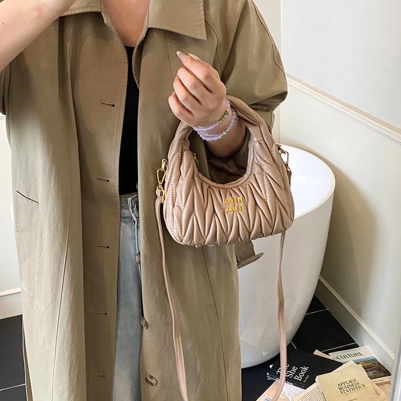 Luxury Women High End Leather  - مراجعة Luxury Lifestyle Handbags وسعره